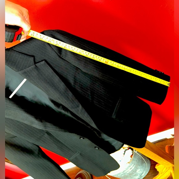 Arrow Set of Matching Blazer and Dress Pants from Macy (cover included) - Picture 4 of 6